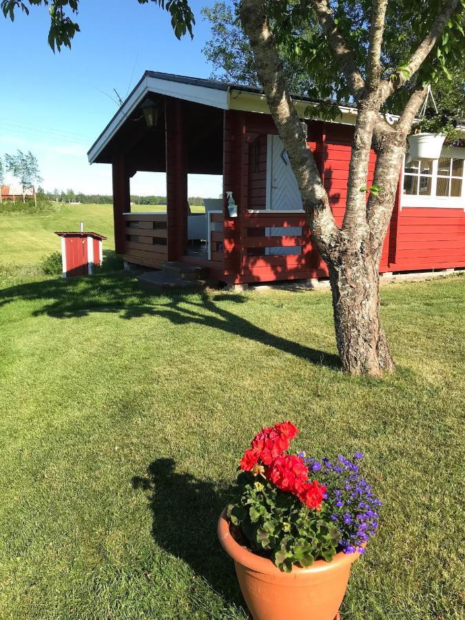 Valla Stuga Kristinehamn Exterior photo