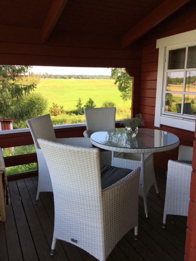 Valla Stuga Kristinehamn Exterior photo